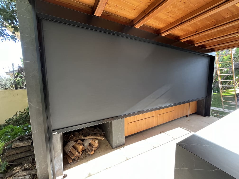 Toldo estor con mando