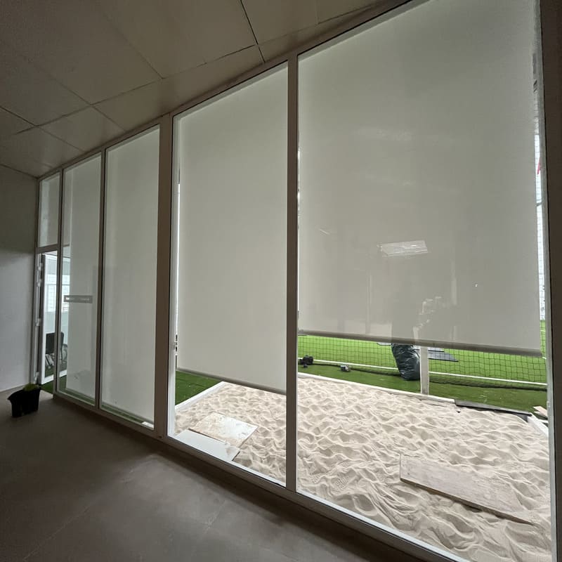 estor enrollable manual blanco