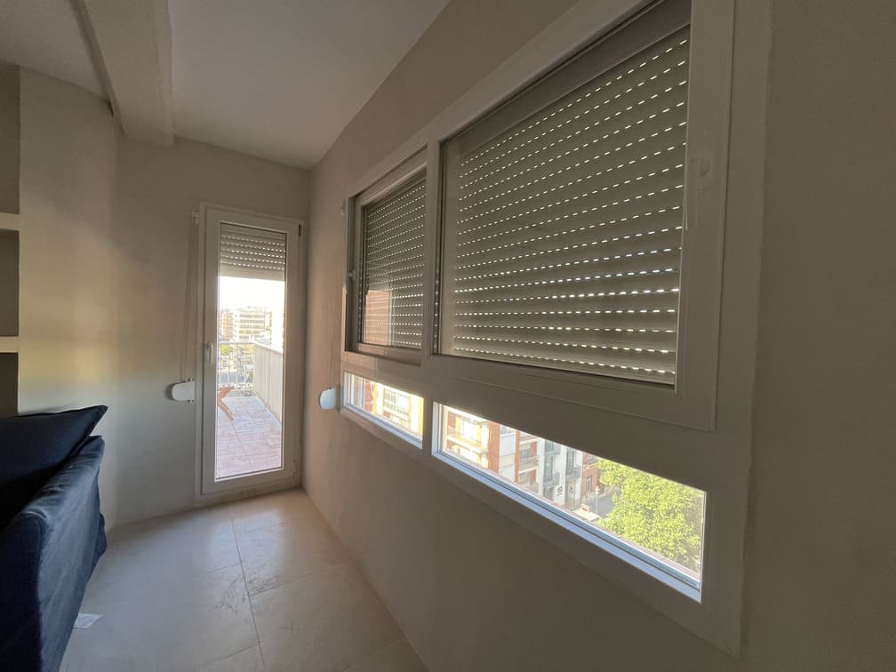 persiana enrollable para vivienda