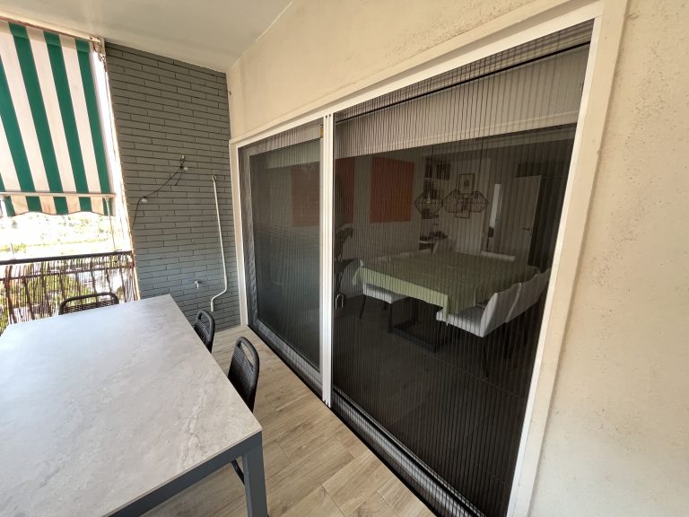 Mosquitera plisada doble