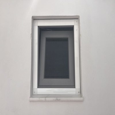 mosquitera fija ventana abatible